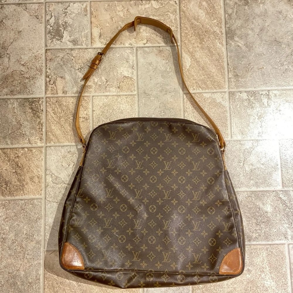 Louis Vuitton Sac Ballad Large Hobo Bag